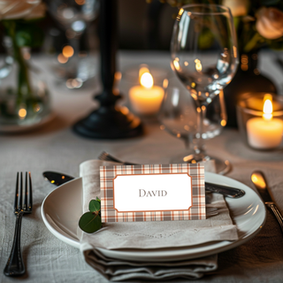 Plaid Thanksgiving Place Cards | Fall Autumn Table Seating Cards